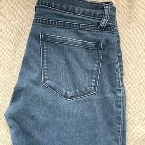 Size 27 banana republic skinny jeans